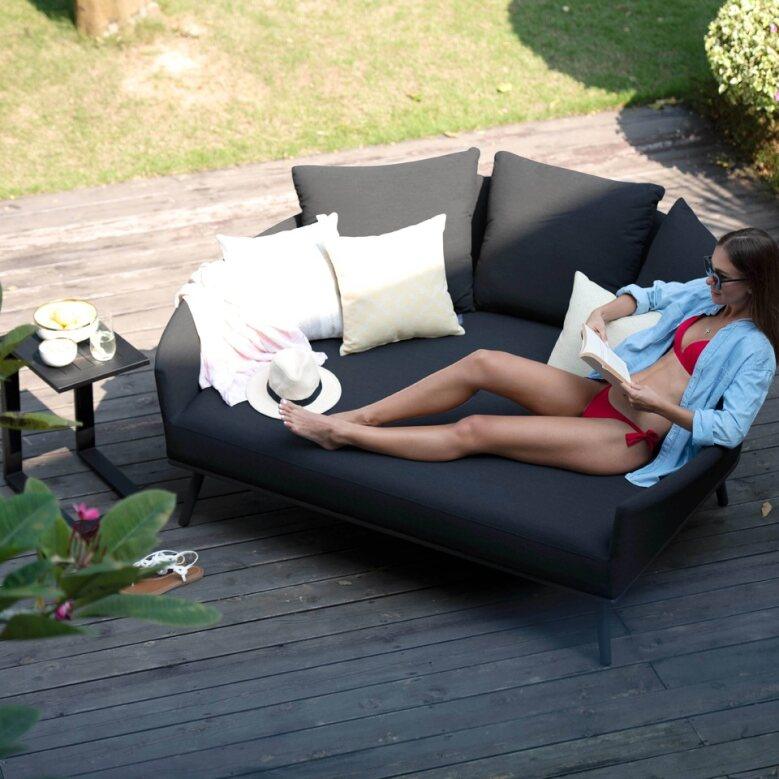 Maze Ark Daybed- with FREE Winter Cover - Gardens Of Style