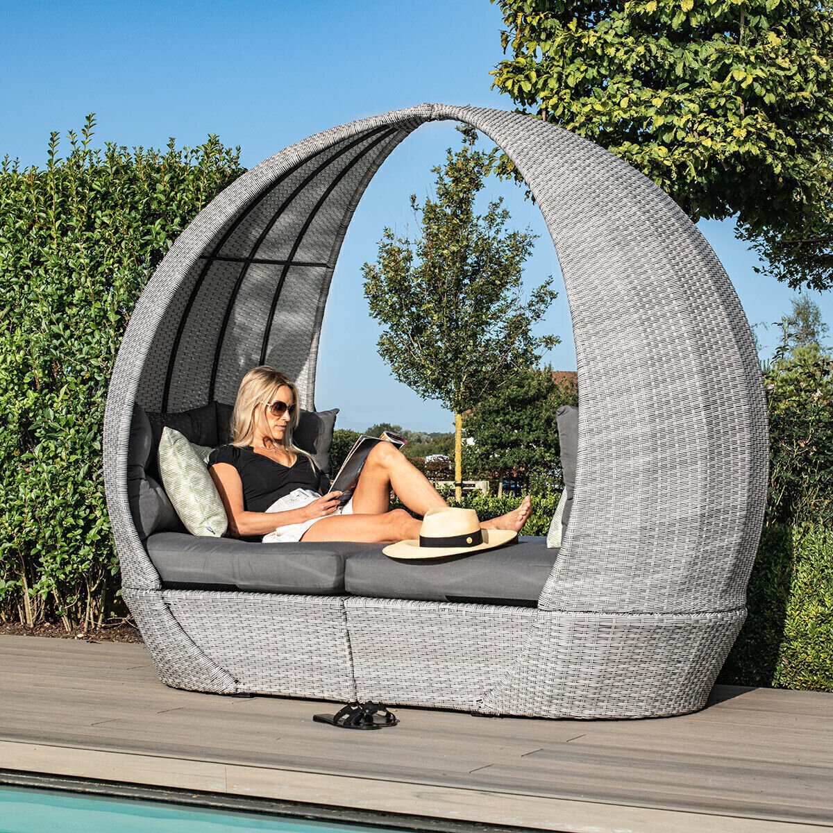 Maze - Ascot Rattan Daybed