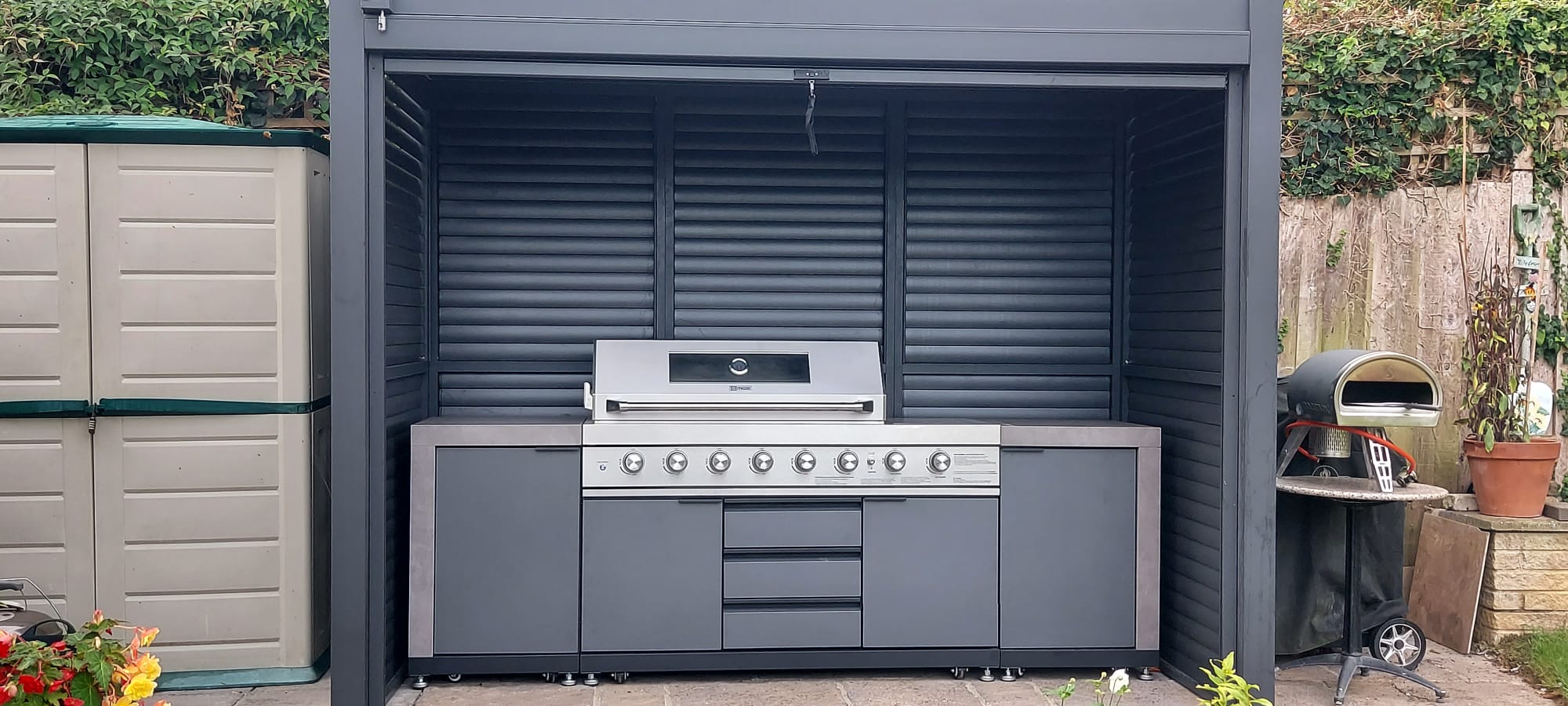 Maze Como Aluminium BBQ Shelter