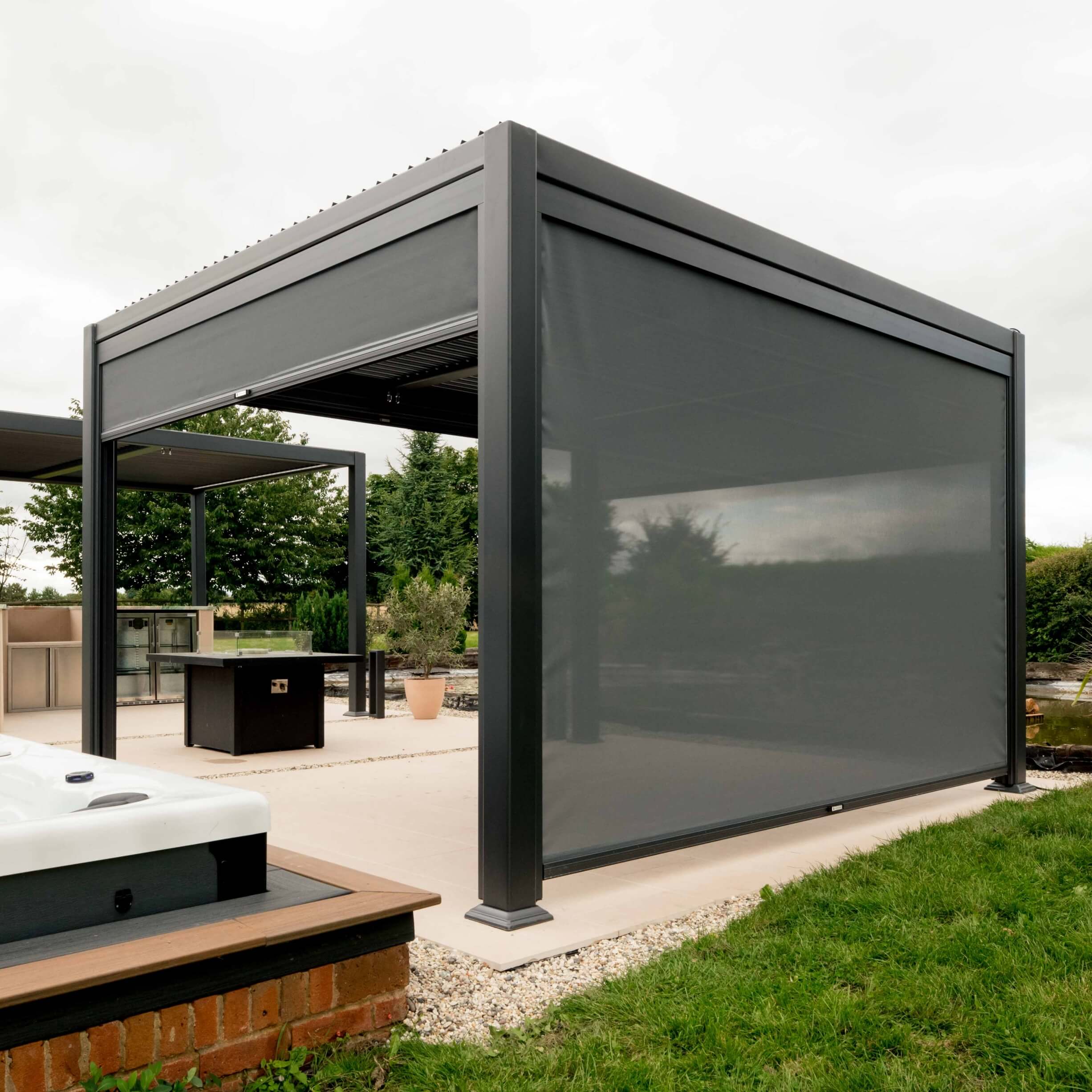 SUNS LIFESTYLE- MARANZA DELUXE PRIVACY SCREEN