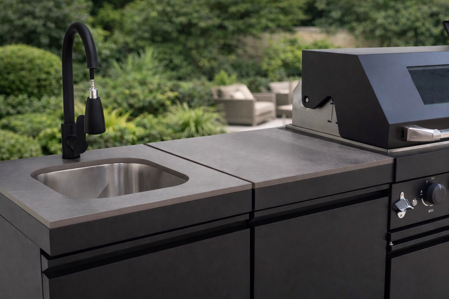 Nova Assado Outdoor Kitchen close up of sink and countertop