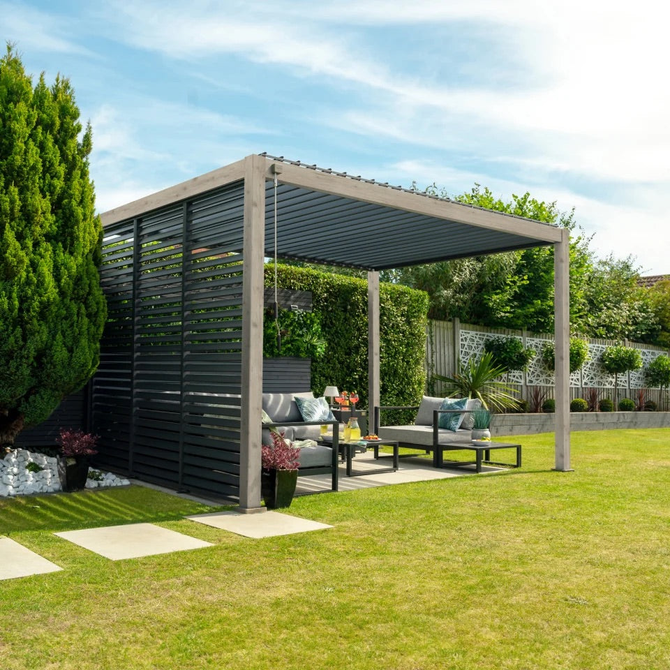 Nova Titan Aluminium Pergola in Wood Look